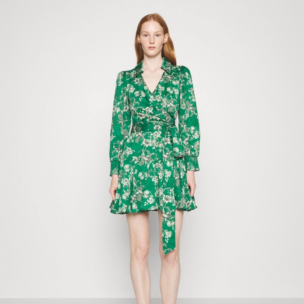 Alice & Olivia Alisa Dress NWT